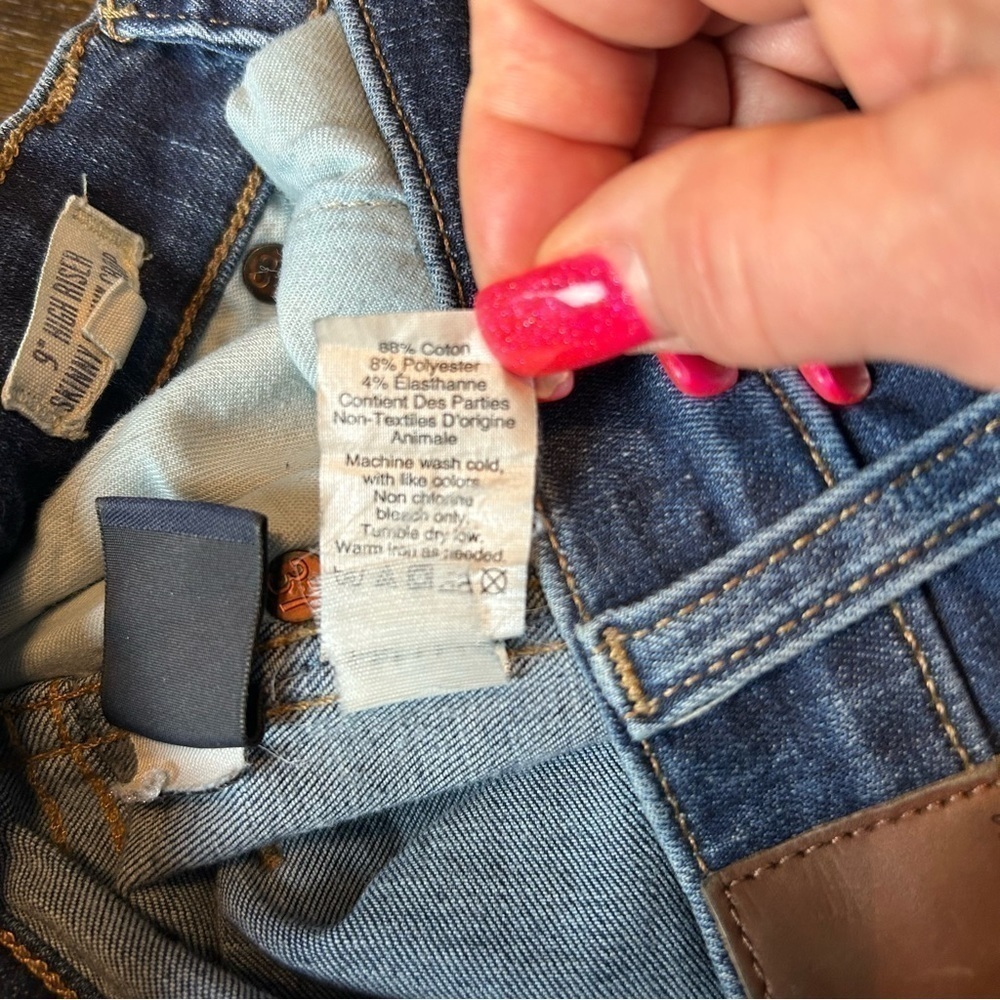 Madewell 9” High Rise Skinny Crop Jeans - Picture 14 of 16